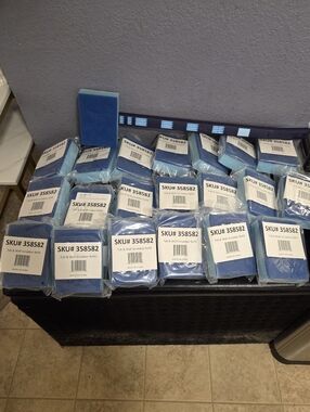 NWT Telescope Tub & Wall Scrubber W/ 20 Refills Bundle